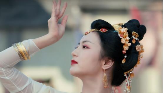 当“膨化脸”混进武侠剧,徐正溪被打回原形,任嘉伦再强也没用