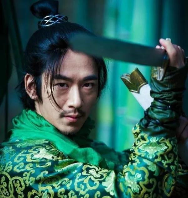 出道20年买不起房,年近40却靠《边水往事》爆红,他到底咋做到的