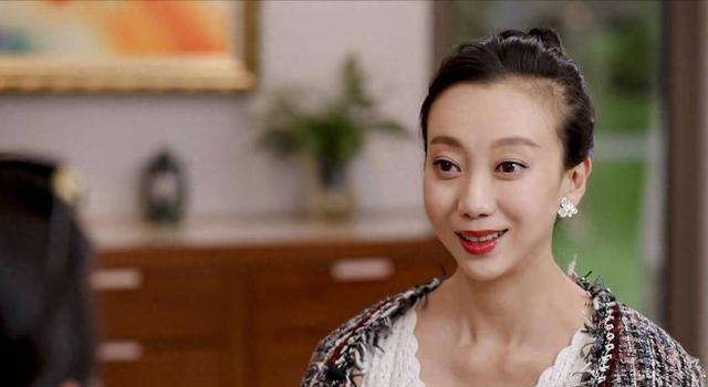 前夫患病手术，小三终身瘫痪，如今才发现，名模马艳丽赢麻了