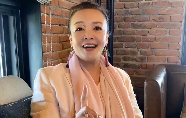 太刺激了！张兰连放3瓜！孙女应激全身抓破，大小S尿检结果曝光