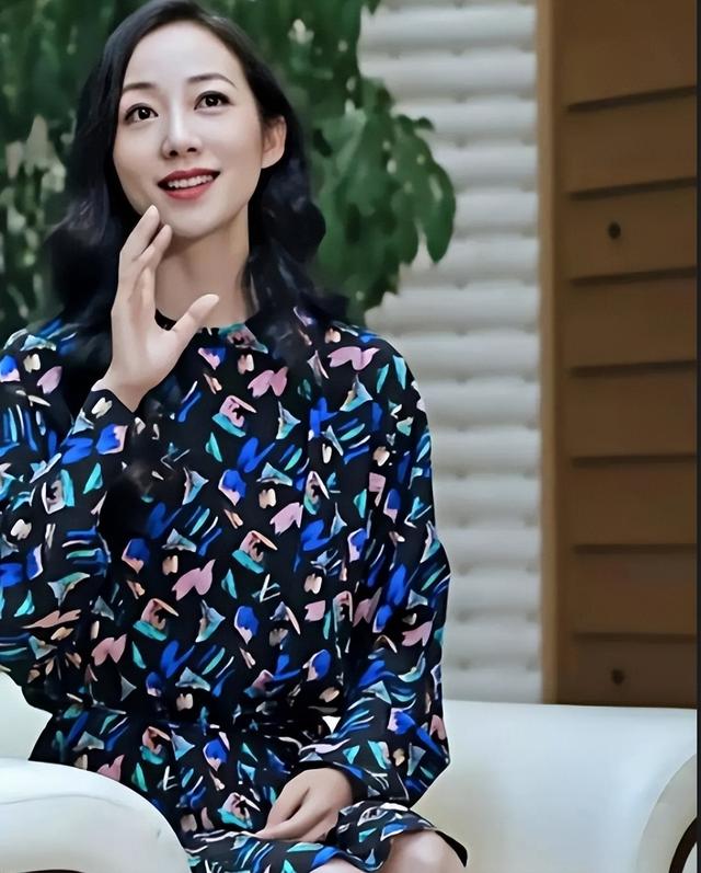 低调的韩雪，又一次低调地出现在了大众视线