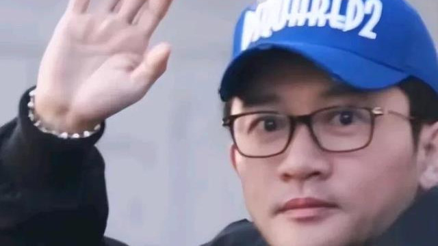 2025春晚唱歌的都来演小品了，演戏的都去唱歌了，该来的一个没来