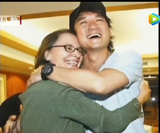 周华健夫妇被嘲笑如母子：结婚38年，被劝离开