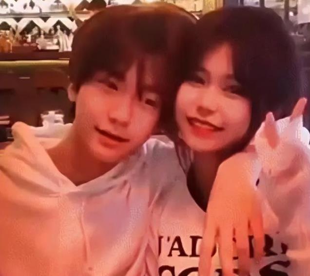 《爸爸去哪儿》五位萌娃现状,王诗龄16岁开大劳,kimi帅到认不出