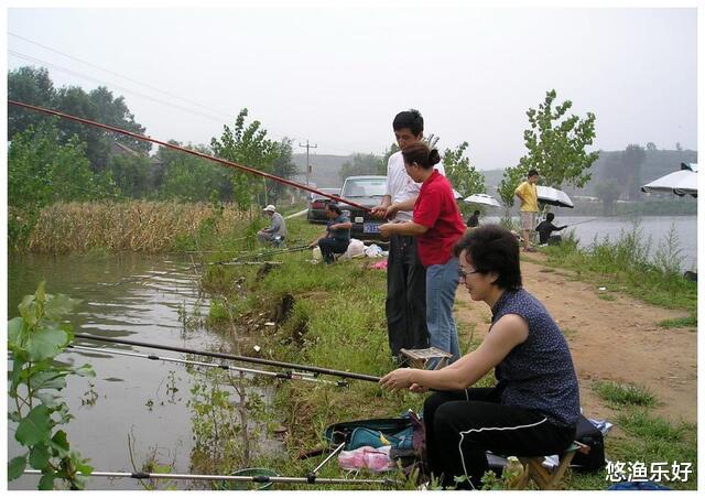 女性钓鱼：挑战与机遇的双重体验，钓友们不要戴“有色眼镜”看人