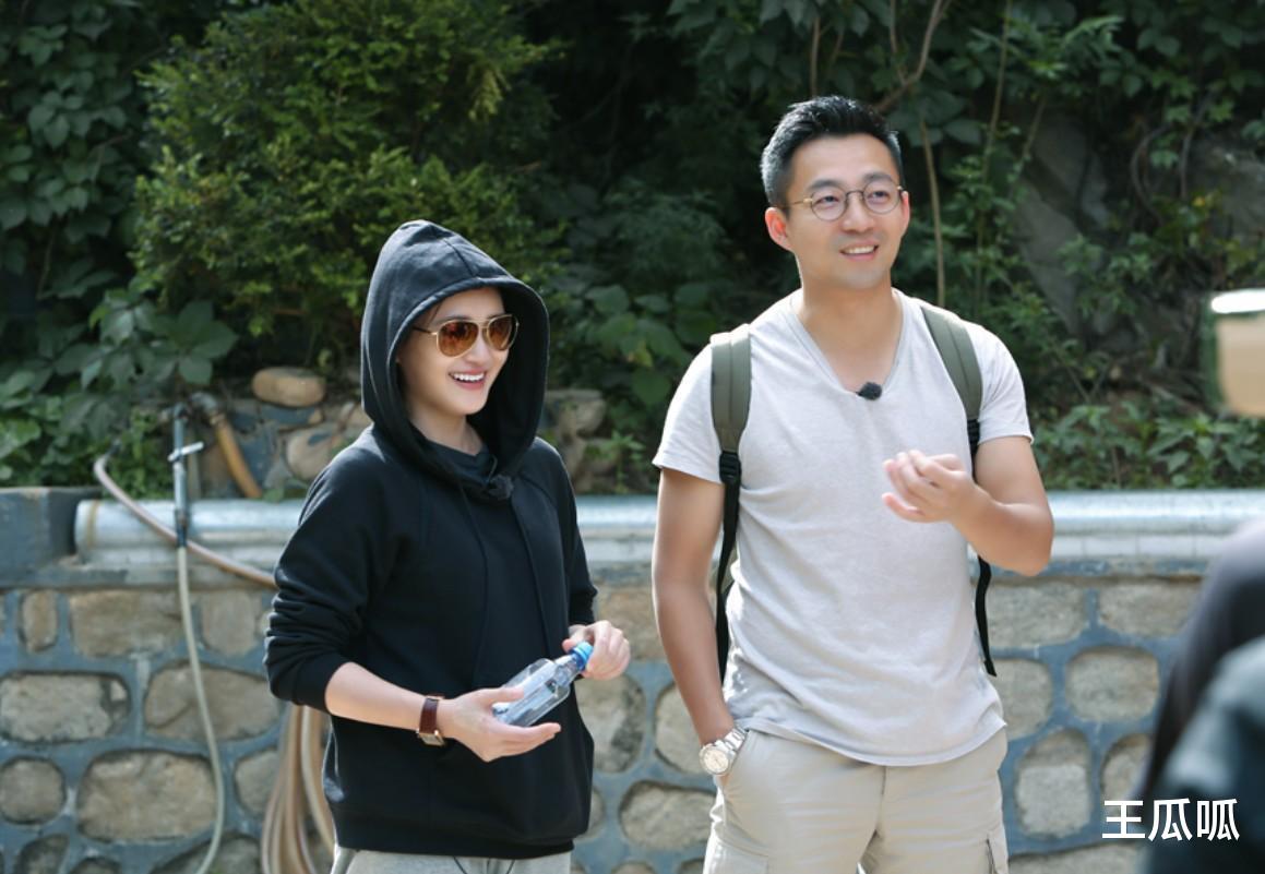 太掉价！大S录制韩综被当成“大妈”对待，片酬5000像打发要饭的