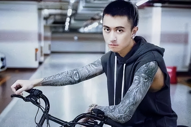 拒4000万分手费,“母凭子贵”获9亿,王思聪惊呼她才是顶级玩家