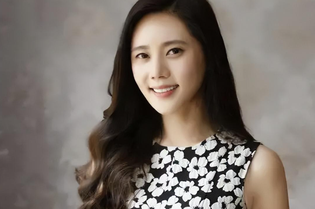 秋瓷炫：我这辈子最正确的决定，就是40岁高龄为中国籍小丈夫生子