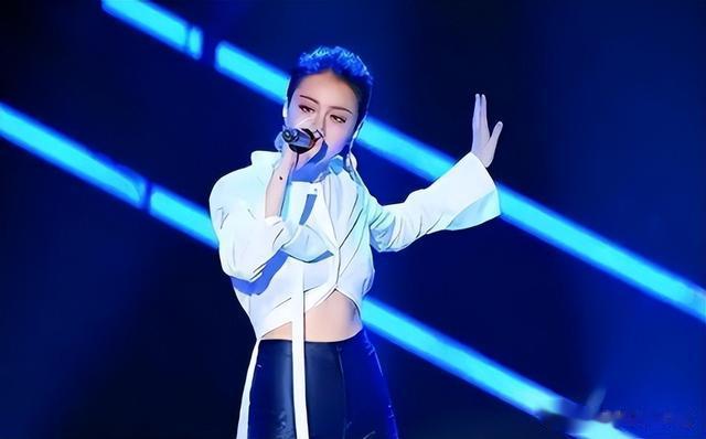 |好声音没夺冠，却嫁给爱奇艺副总裁，34岁成了人生赢家！