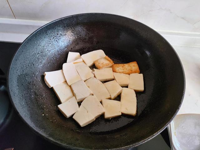 母子俩的晚餐，简单又精致，儿子说个个都好吃！网友：太幸福了