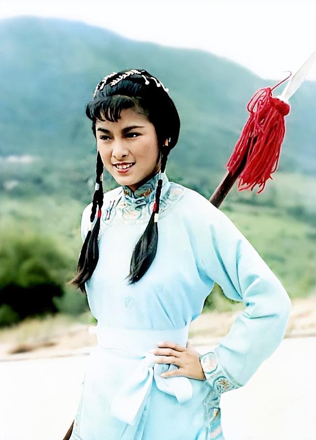 被成龙“爱过”的4位女星，个个气质迷人，来看看你认识几个？