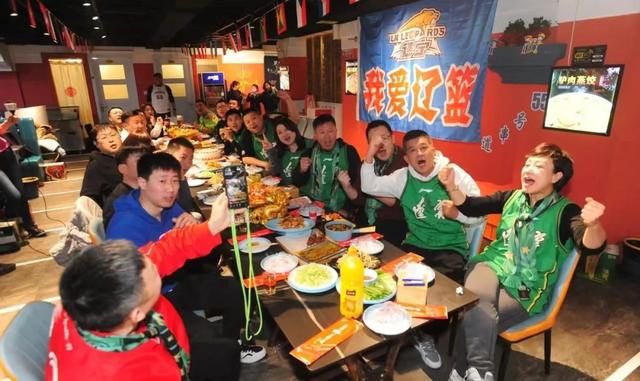 沈阳著名小吃正在热播!黄景瑜:吃了不下2000个