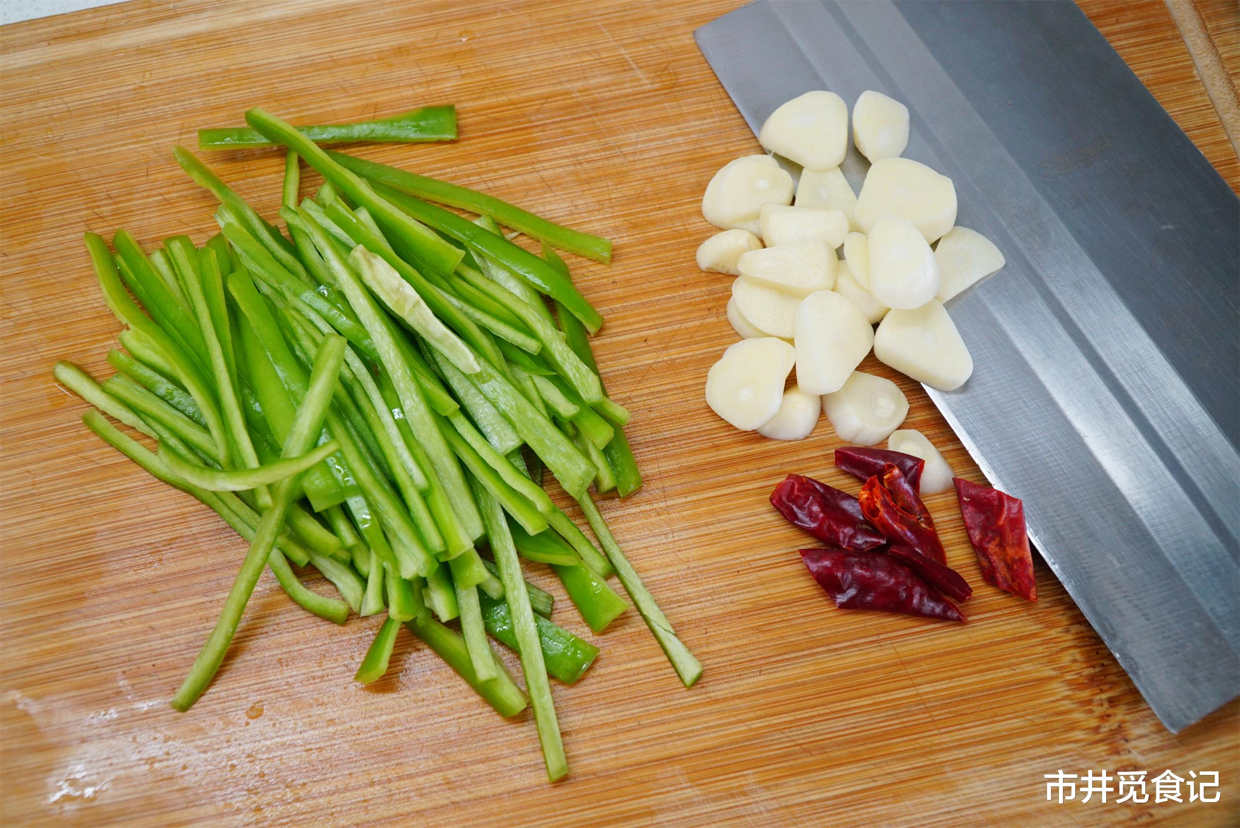 大暑前后，少吃猪肉和辣椒，推荐2道菜，解馋开胃，很适合大热天