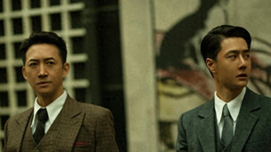 央视力荐！郑晓龙执导35集谍战大剧，于和伟领衔，想不火都难！