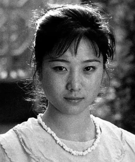 痛心！61岁演员郑铮去世，好友透露原因，1天前发朋友圈还好好的