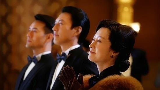 手术直播间|《手术直播间》演员来头不小：有人8岁参加春晚，有人39岁才大火