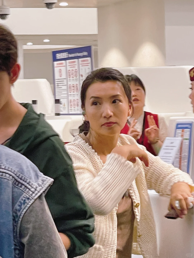 《花少6》最新路透:9人交流甚少,陈好脸垮显疲惫,金晨扁鼻抢镜