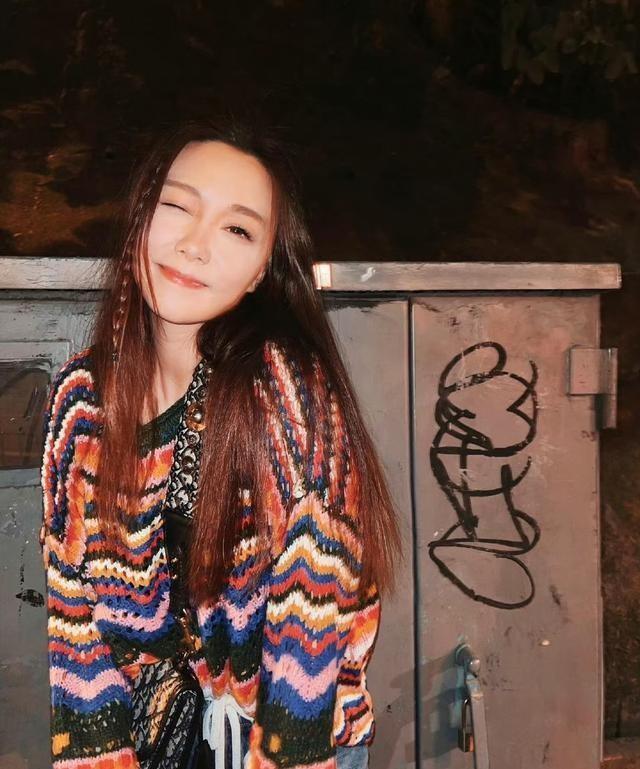 TVB花旦汤洛雯表弟成功考上机师，曾入行做模特，继承家族高颜值