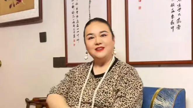 王婆“接班人”竟是变性人！豫剧名家爱讲荤段子，上岗第一天备受好评