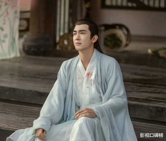 《与凤行》播出阵仗很大,赵丽颖有扛剧能力,但林更新表现太差