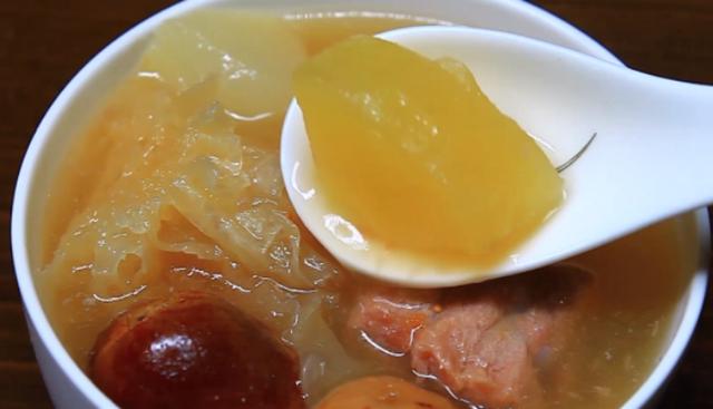 “养肺就是养命”,提醒立秋后多吃“3菜3果”,滋阴润肺好身体