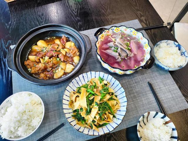 晚餐只有3个菜,却火了朋友圈!网友:个个都是好菜,丰盛!