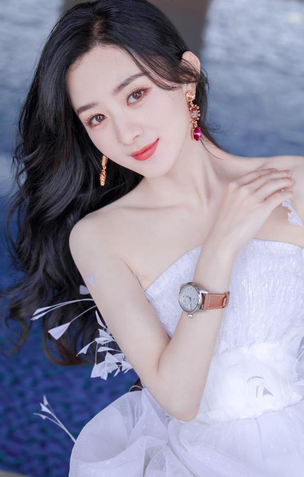 赵丽颖无论如何也想不到，37岁居然会以这种方式脱粉：离大谱