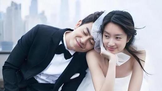 朱亚文回应离婚！被扒出多次无边界感，曾与刘浩存有亲密接触！