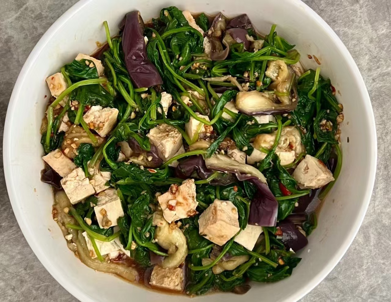 高温来袭,建议中老年人,多吃这6道高钾菜,腿脚有劲,精力充沛