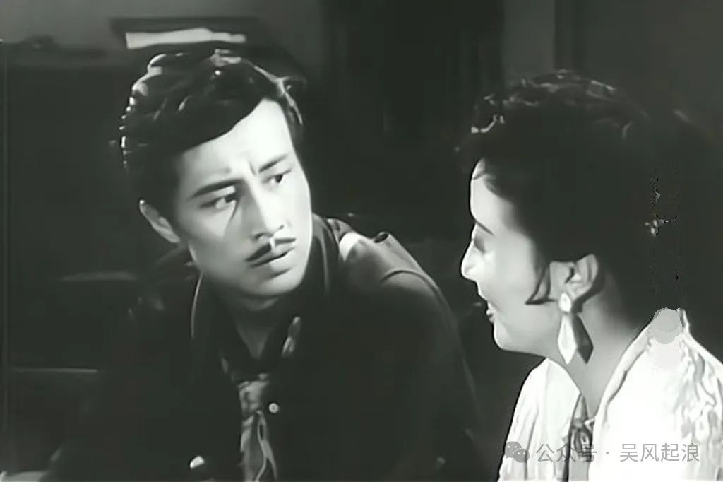 王心刚：他主演的《侦察兵》曾遭《人民日报》等权威媒体点名批评！