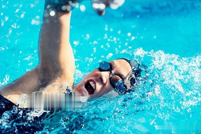 脚上一旦出现这种现象,是在提醒你:有血栓了,及时检查制止