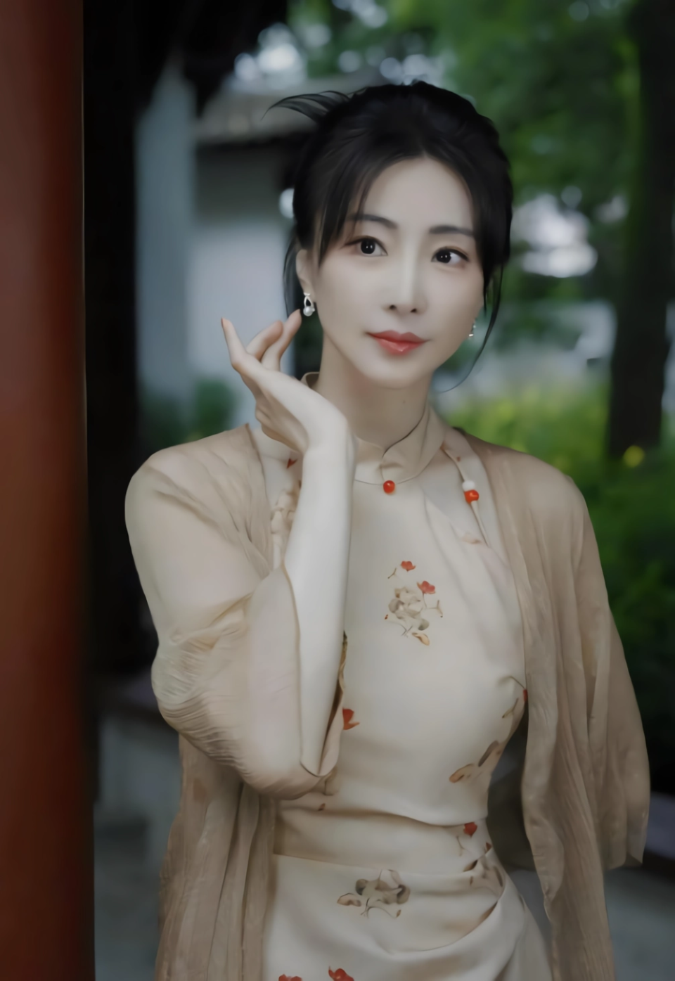 回忆杀!44岁女演员现身浙江相亲市场遭嫌弃,有颜有钱却连连碰壁