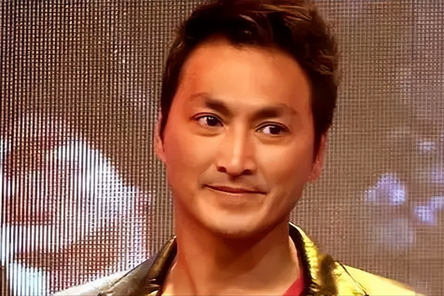 “展昭”何家劲，等一个女人等到60岁，却发现是对方的一个玩笑