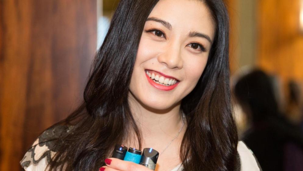 45岁廖碧儿恋情曝光，和容祖儿旧爱亲密吃日料，5任男友都是富豪