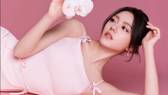 赵今麦疑似换了造型师，终于不用尝试内裤外穿的奇葩造型了