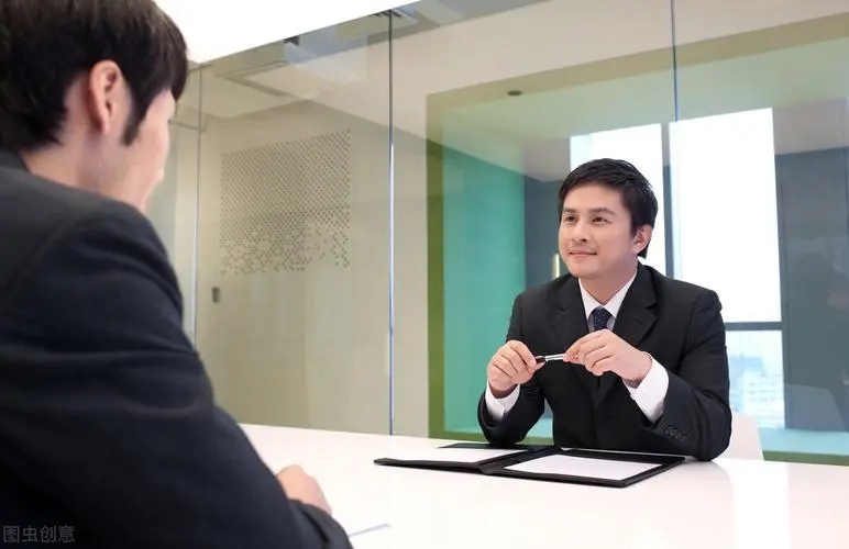 面试：老板给30元让买50元的烟，怎么做？网友神回复，高手在民间