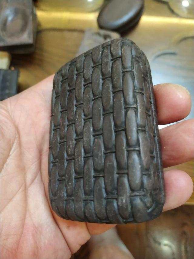 我所收藏的部分微型砚