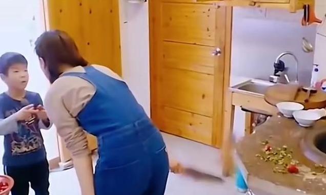 黄圣依选择离婚，杨子我又不是找不到更好的，1月18或是导火索！