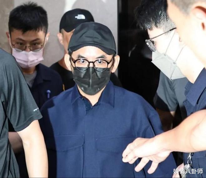 台湾媒体人曝黄子佼猛料：单场记者会要价30万，1年至少赚8000万