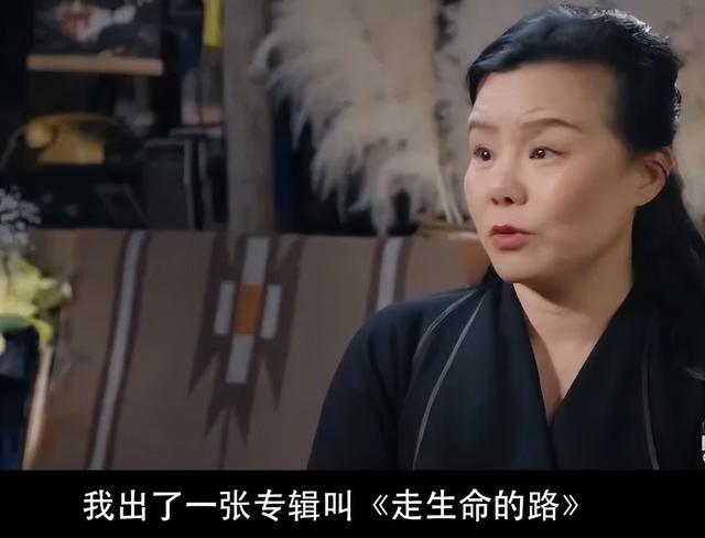 雷佳|《人世间》唱响，13次登上春晚，低调做慈善，42岁仍在追梦路上