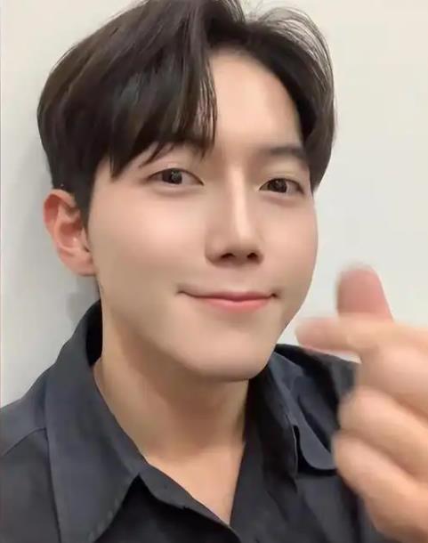 韩国男星朴敏宰在中国旅游时去世,死因叫人痛心,年仅32岁