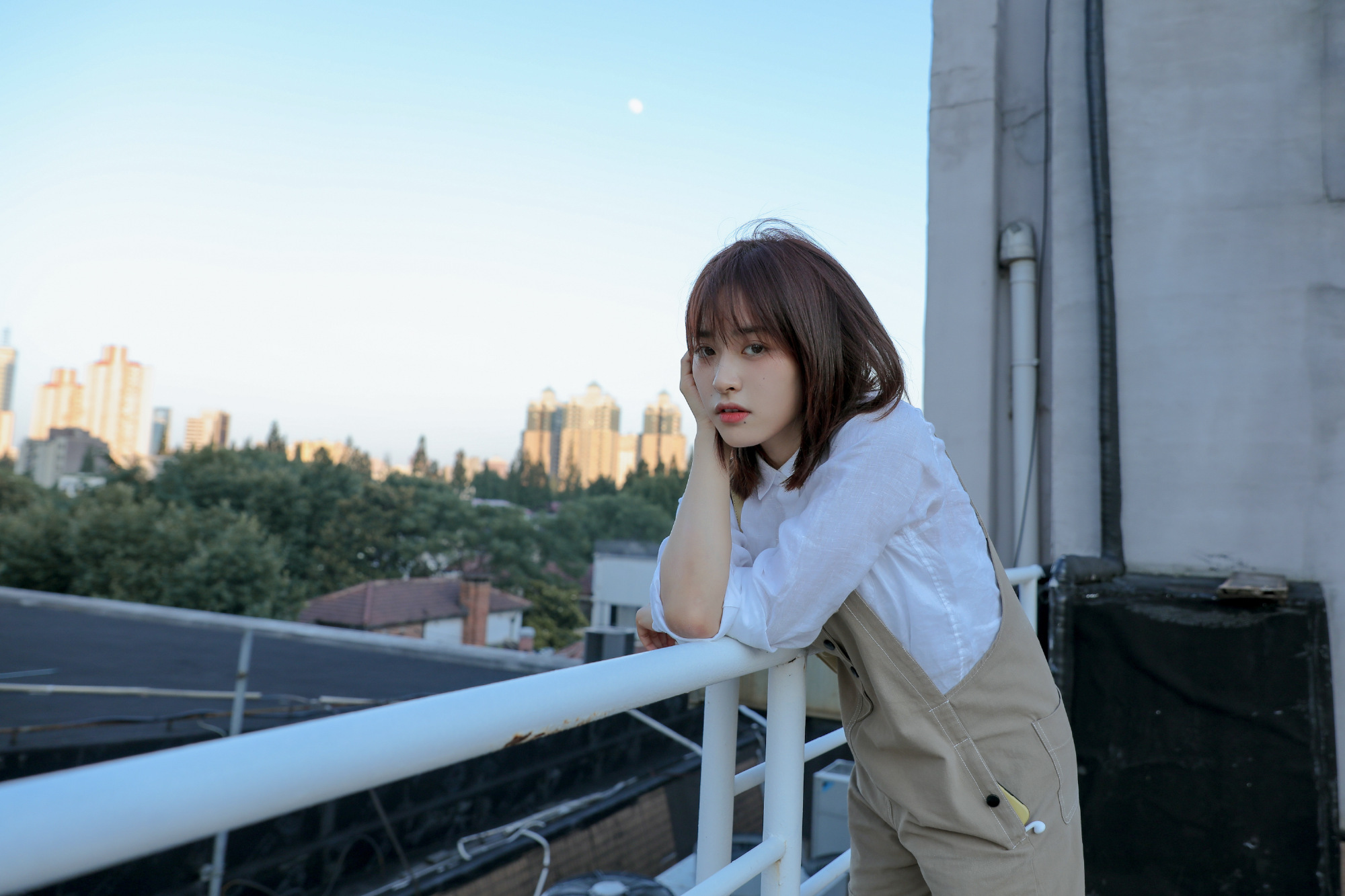 沈月|沈月参加封闭综艺崩溃大哭! 原因竟是打不通电话