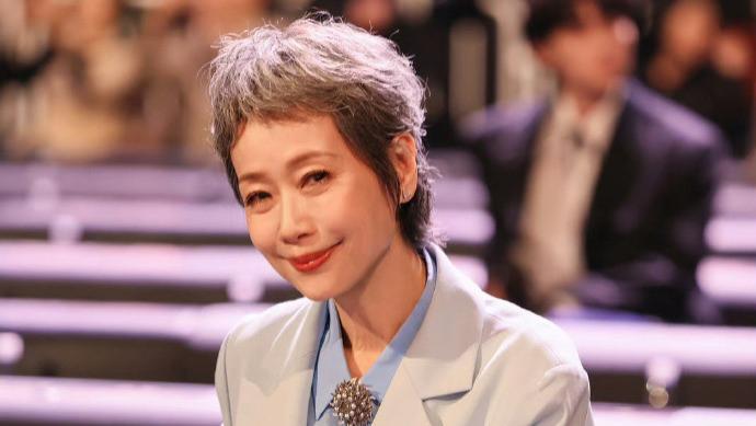 真以为叶童成了“沧桑大妈”？看她用心打扮后：不输赵雅芝