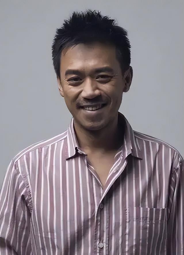 在北京被抓捕的4位明星，个个自毁前程臭名远扬，你最不喜欢谁？