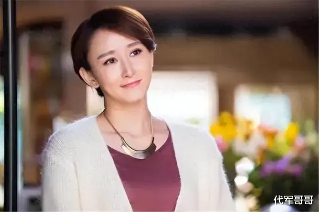 胡静:嫁入马来西亚豪门,丈夫为了不与她分房睡,自己去摘除扁桃体