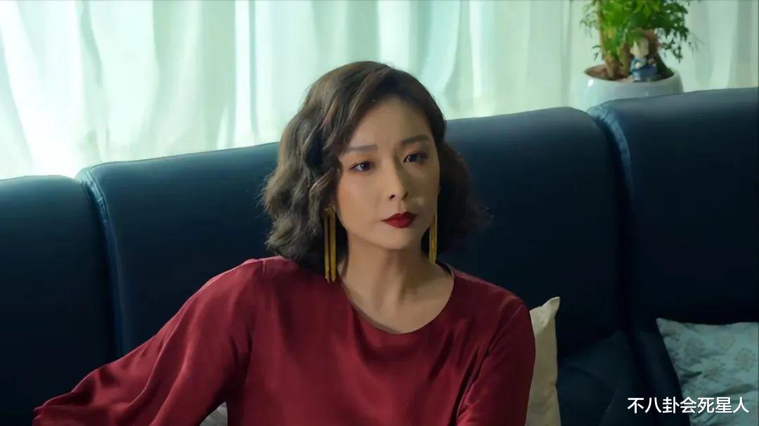 同样是和张颂文演夫妻,把高叶和包文婧放一起看,差距一目了然