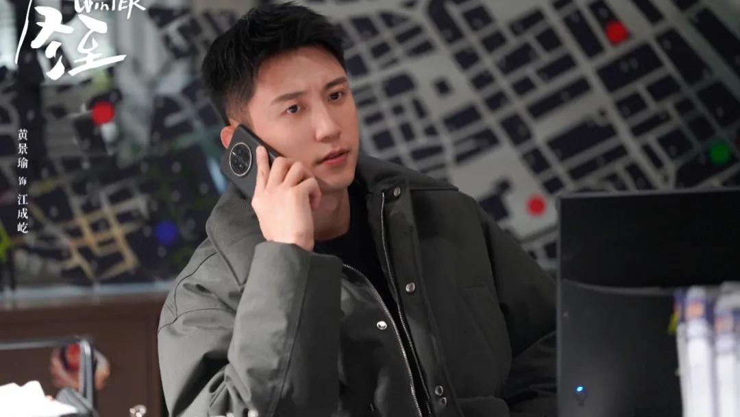 爱奇艺又出“王炸”剧！才播20集全国收视率第二，年轻演员演技惊艳四座