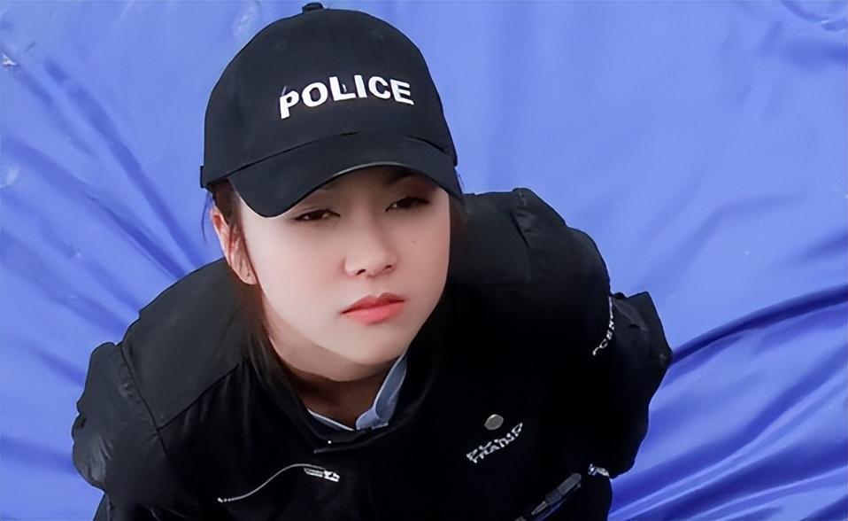 风流成性?与成龙儿子传绯闻,交黑人男友,43岁薛凯琪无人敢娶?