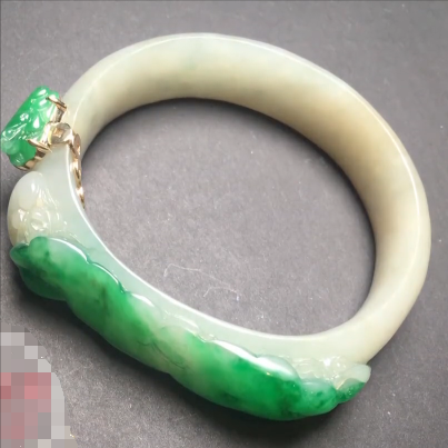 一生不婚未育，翡翠收藏大佬，“窒息恶妈”陈瑾的一生有多强悍！