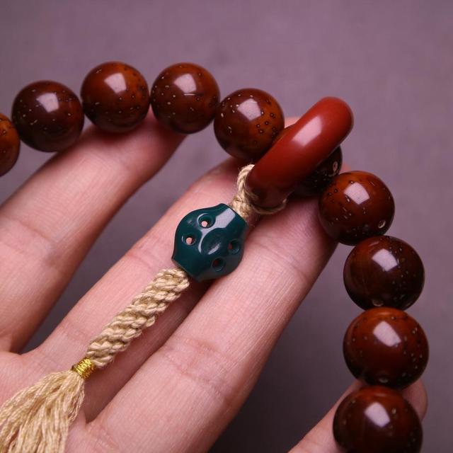 手串脏了怎么清洗?教你一招,让你的手串焕然一新!